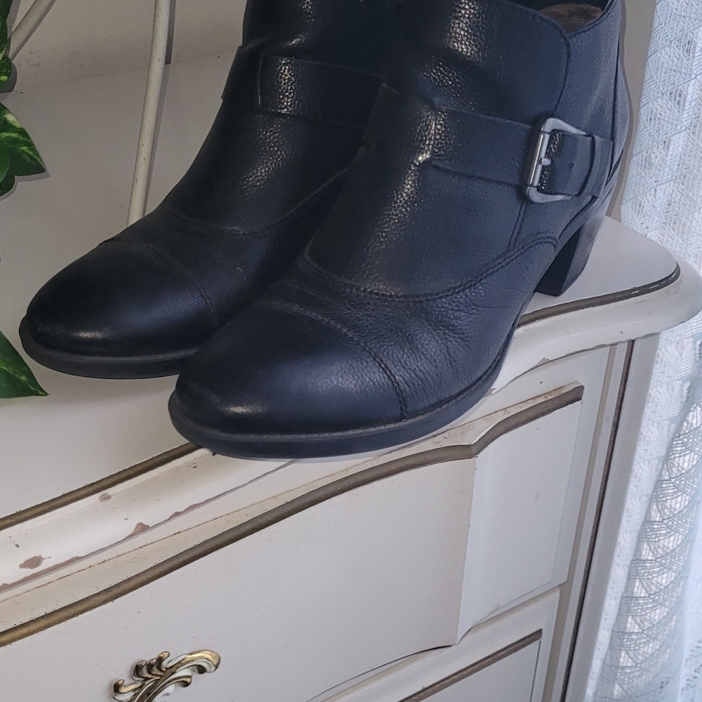 12M Black Booties
